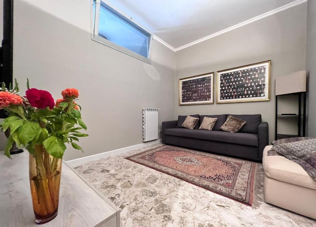 Apartmán Visconti 90 Bari Exteriér fotografie